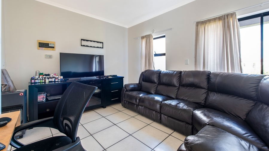 2 Bedroom Property for Sale in Burgundy Estate Western Cape